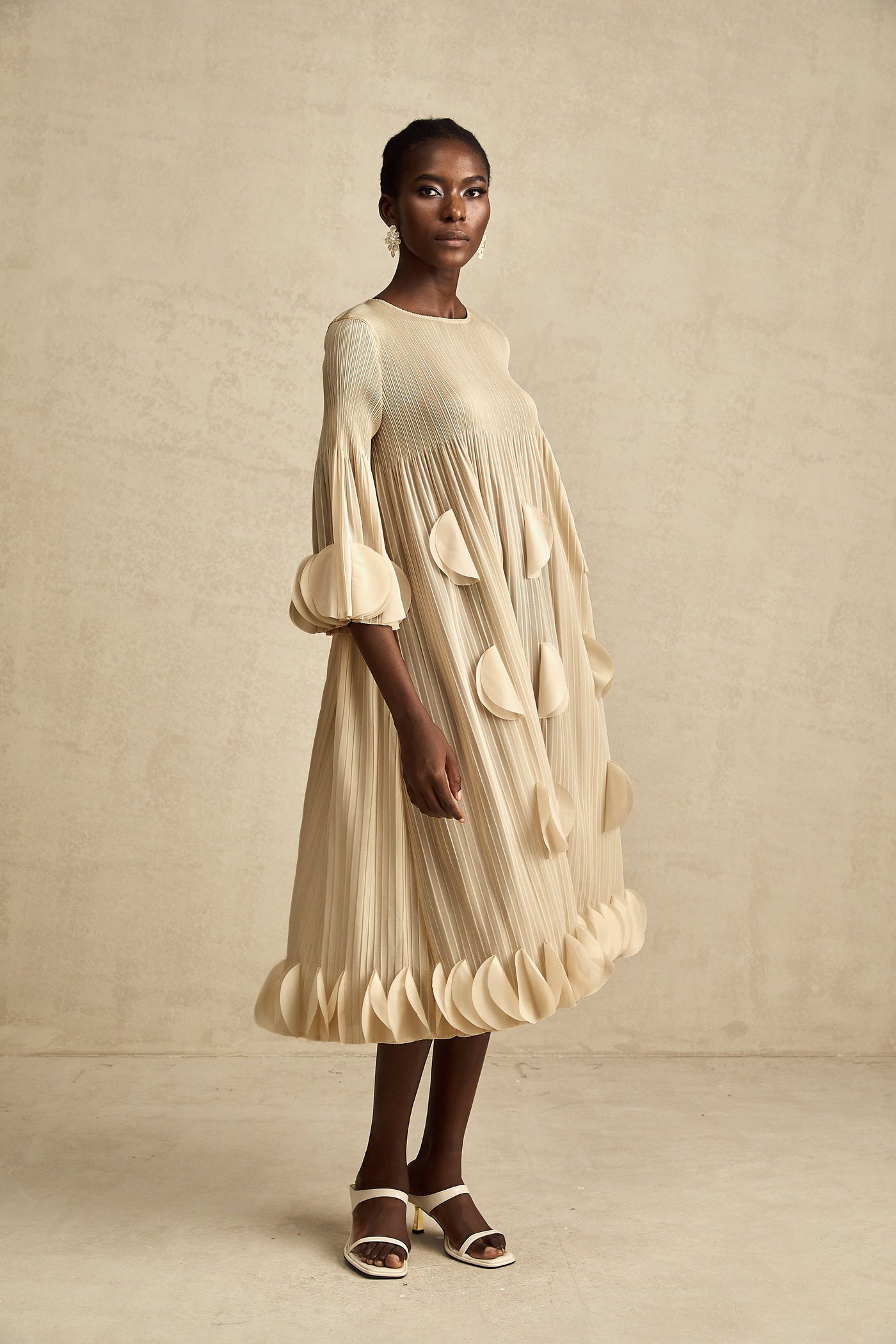 Alizée 3d-petal pleated midi dress