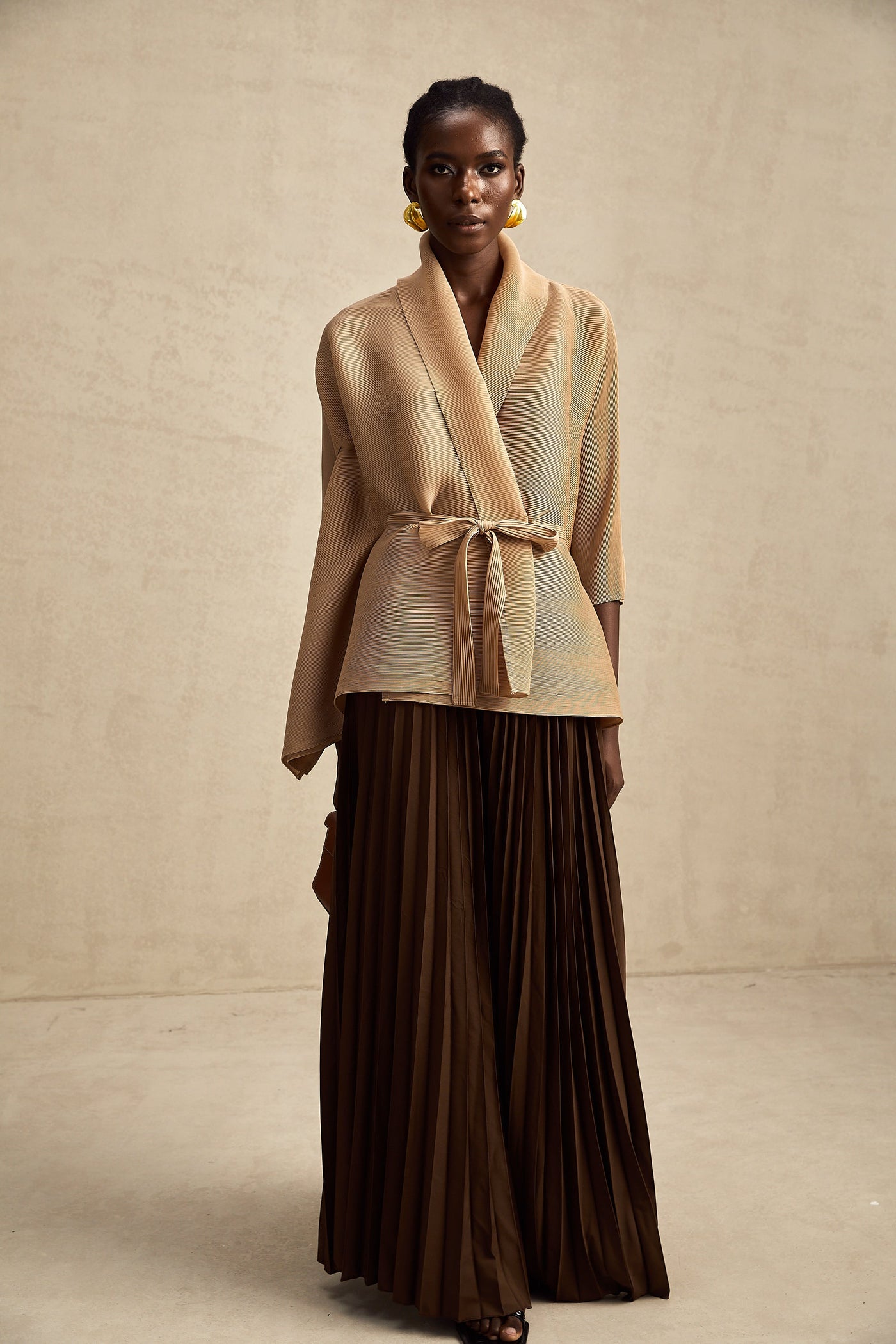 Adèle cape-design pleated top & skirt matching set