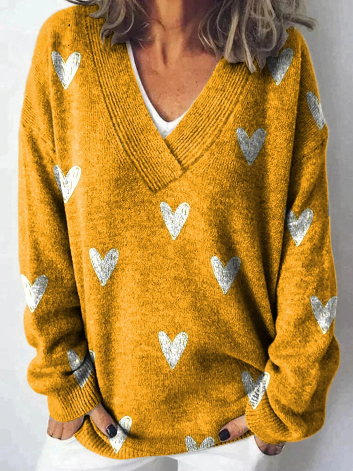 Lovely Hearts Repeat Pattern Printed Knit V-Neck Pullover Sweater