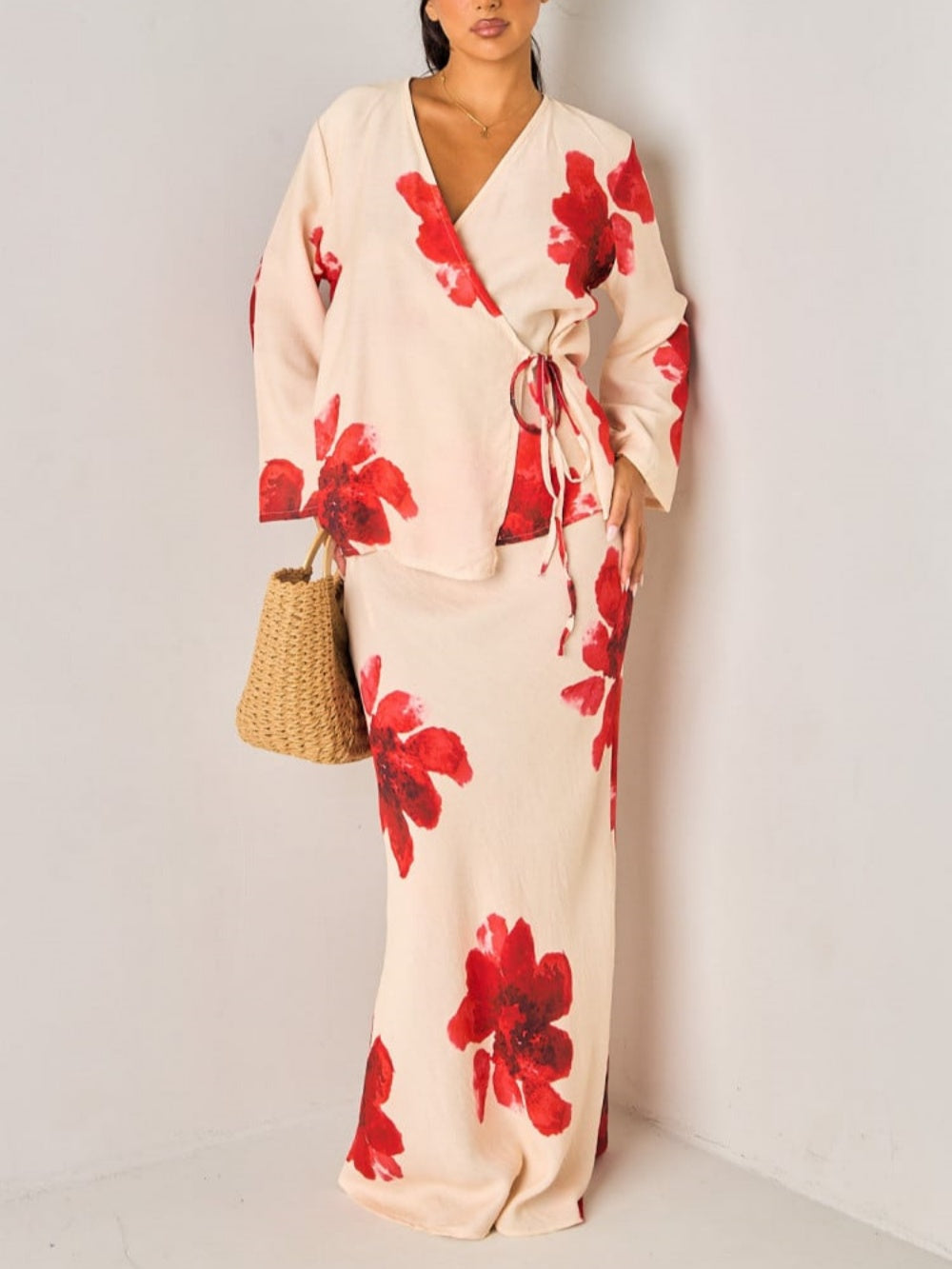 V-neck tie long-sleeved skirt printed suit