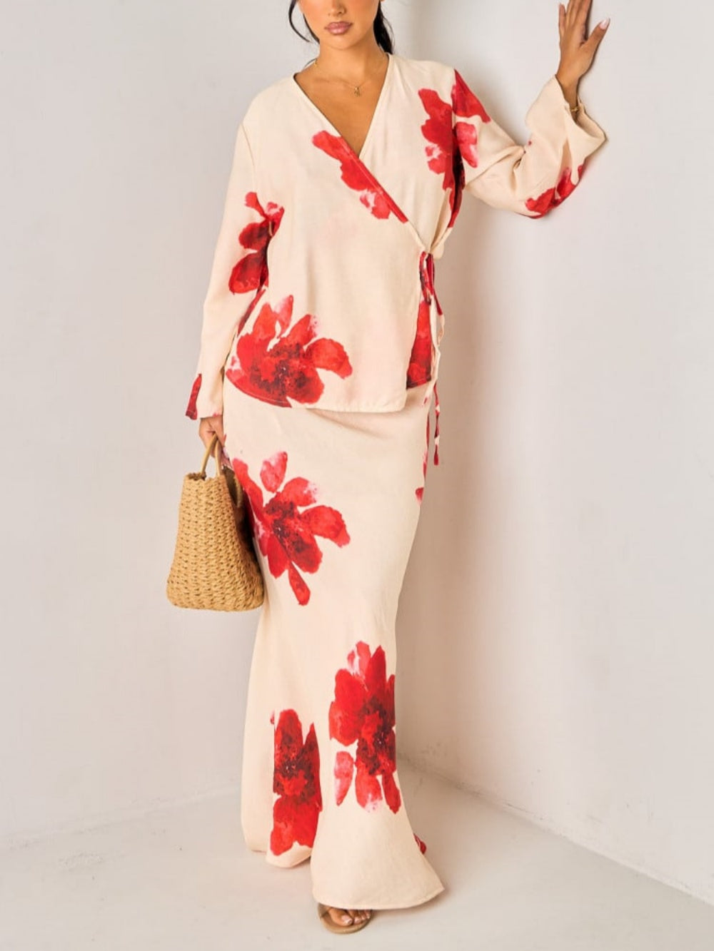 V-neck tie long-sleeved skirt printed suit