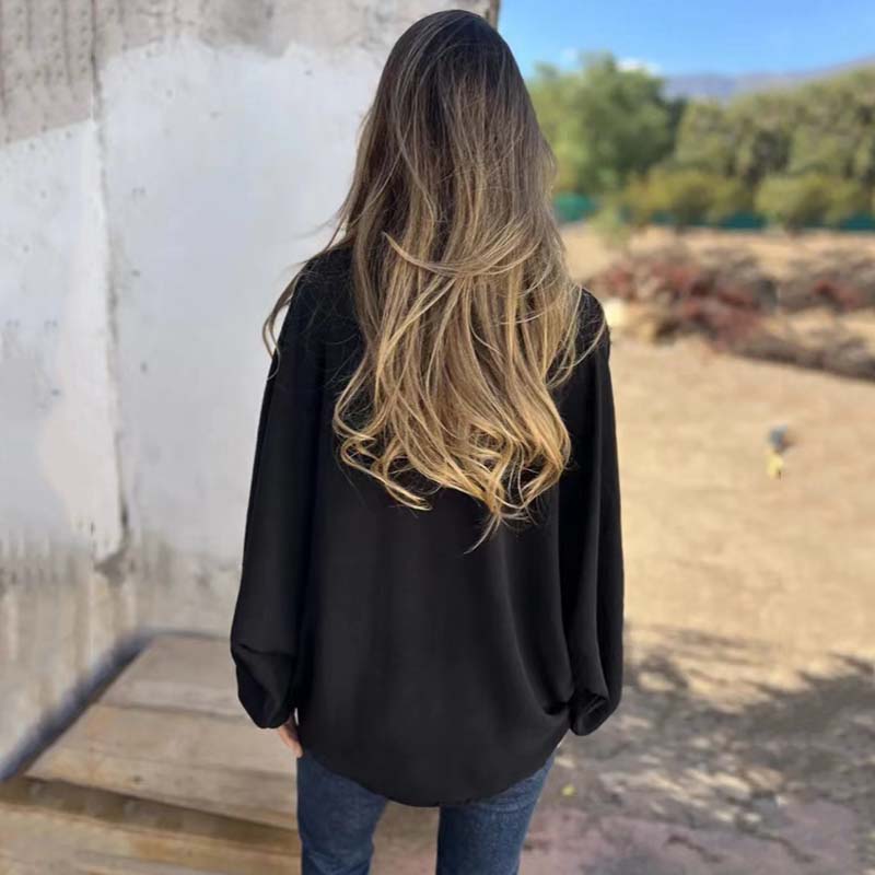 Soft Collared Button-Up Blouse with Relaxed Everyday Fit