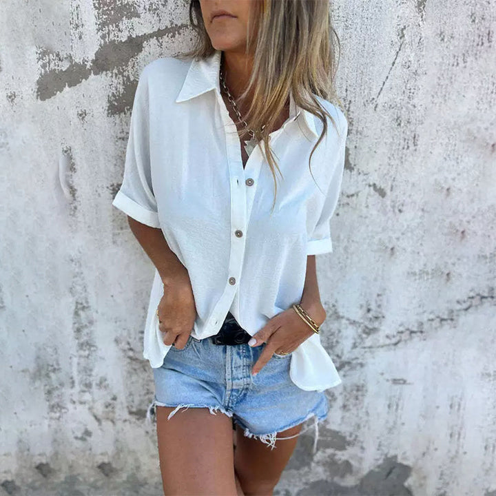 Sleeveless Button-Up Collared Top with Relaxed Fit